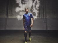 开云体育-东契奇成为胜负手，湖人强压快船，洛城德比背后的战术博弈