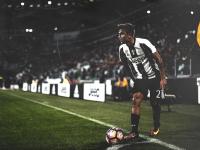 开云体育中国-马克西化身防守铁闸，开拓者窒息式防守让魔术进攻哑火