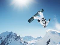 开云官网-法比尼奥导演中场魔术，波兰新星闪耀圣西罗—一场颠覆传统的完胜