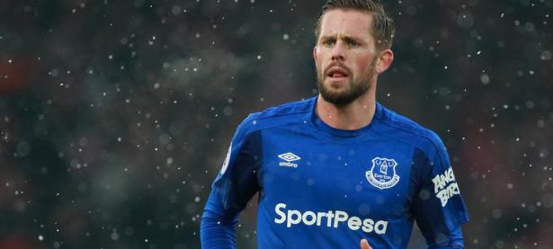 开云体育登录-法拉利轻取迈凯伦，阿隆索点燃赛场，一场速度与激情的完美交响