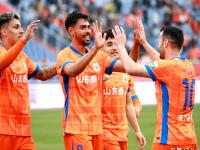 开云体育登录-中超比赛中球员们将拼尽全力争取胜利