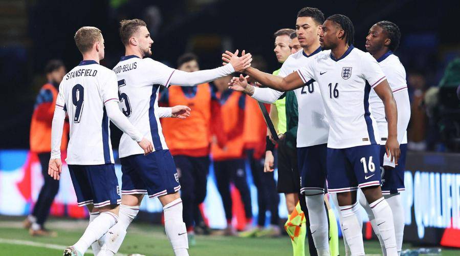 爱尔兰主场迎战卢森堡，豪门对决再度上演