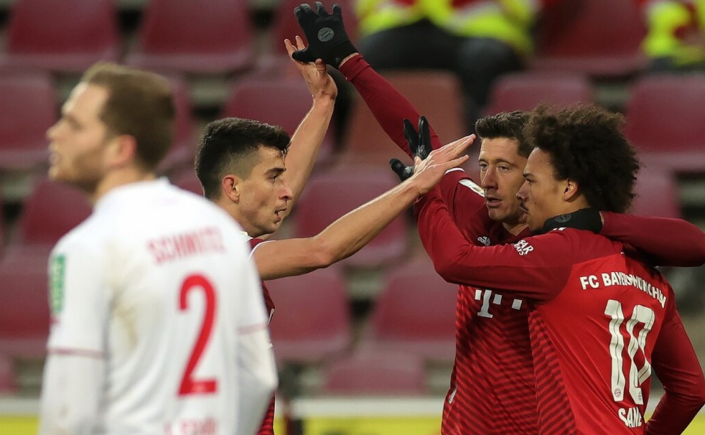 哥伦比亚碾压丹麦,穆勒打破历史纪录 哥伦比亚碾压丹麦,穆勒打破历史纪录