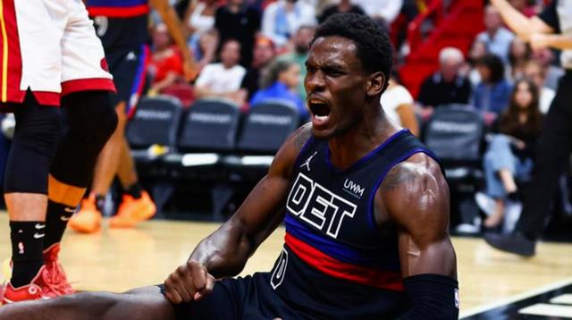 新秀表现抢眼，太阳队不敌活塞队的简单介绍